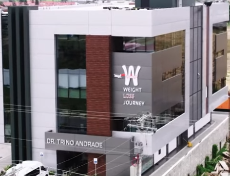 ¡Inauguración de la Clínica del Dr. Trino Andrade Marca un Hit en el Nuevo Samborondón!